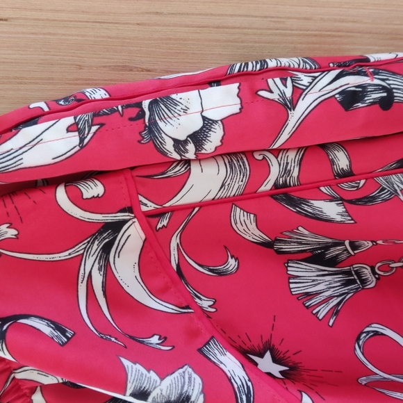 Victoria's secret satin sleep pants - Picture 3 of 5